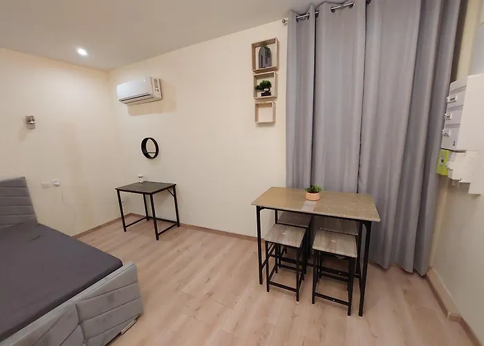 Bel Renove Au Coeur De La Rdc Pratique Ground Floor Épernay